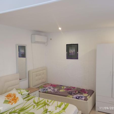 Durres Beach Rooms Buitenkant foto